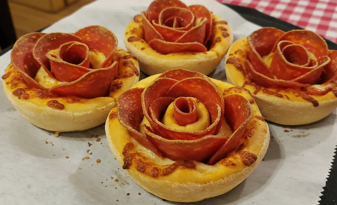 pizza roses pepperoni